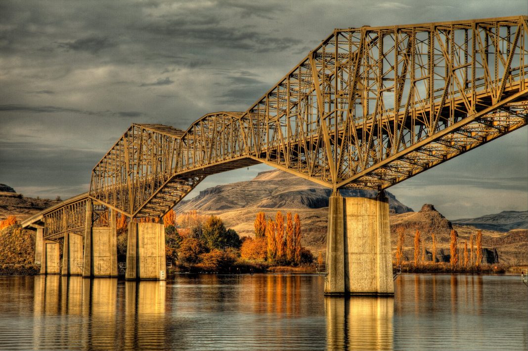 historic bridges Tri-Cities